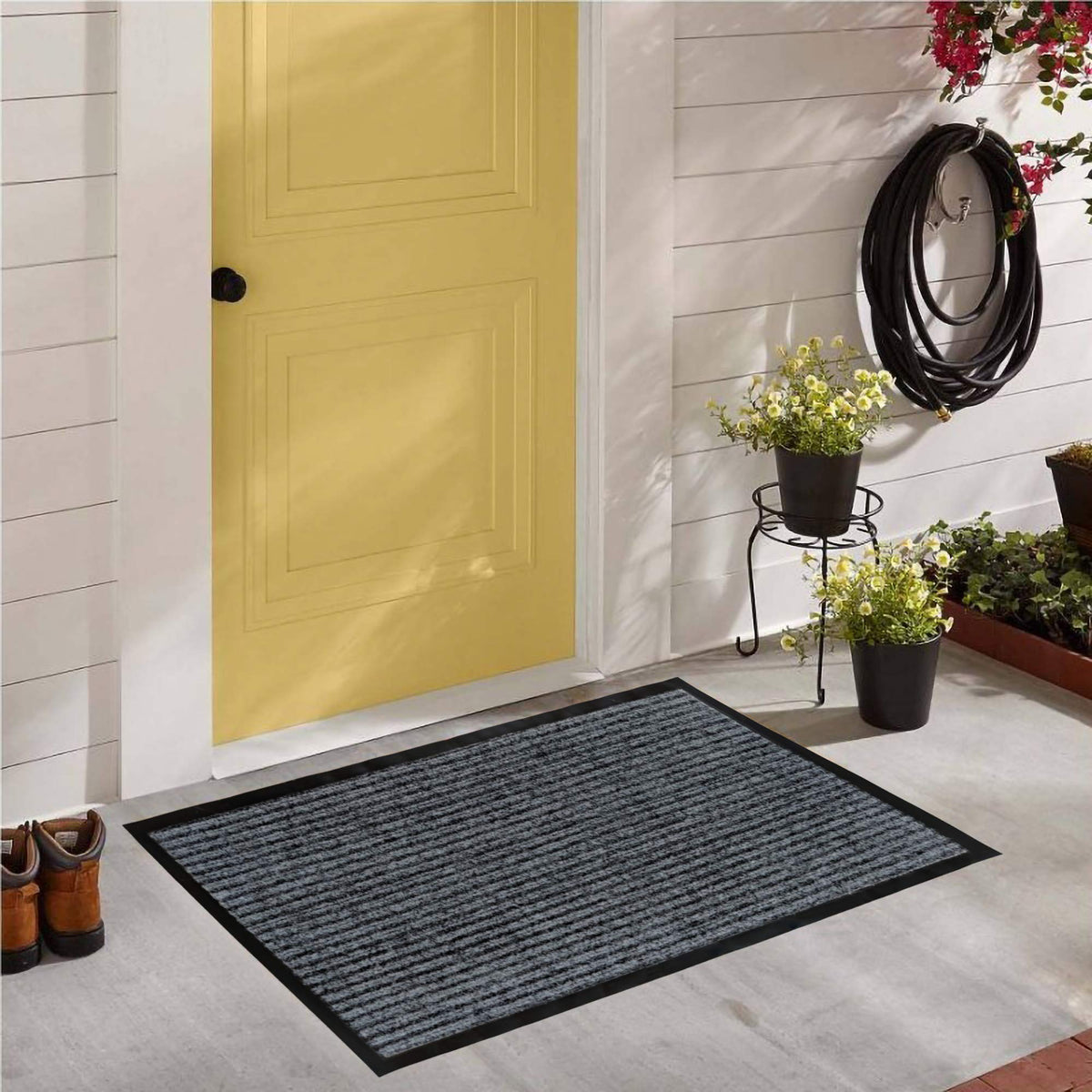 LuxUrux® Durable Rubber 3'x5' Commercial Door Mat - Heavy Duty, Indoor/Outdoor, Easy Clean, Waterproof, Patio, Garage - Commercial Floor Mat for Entry (3 x 5 Feet)
